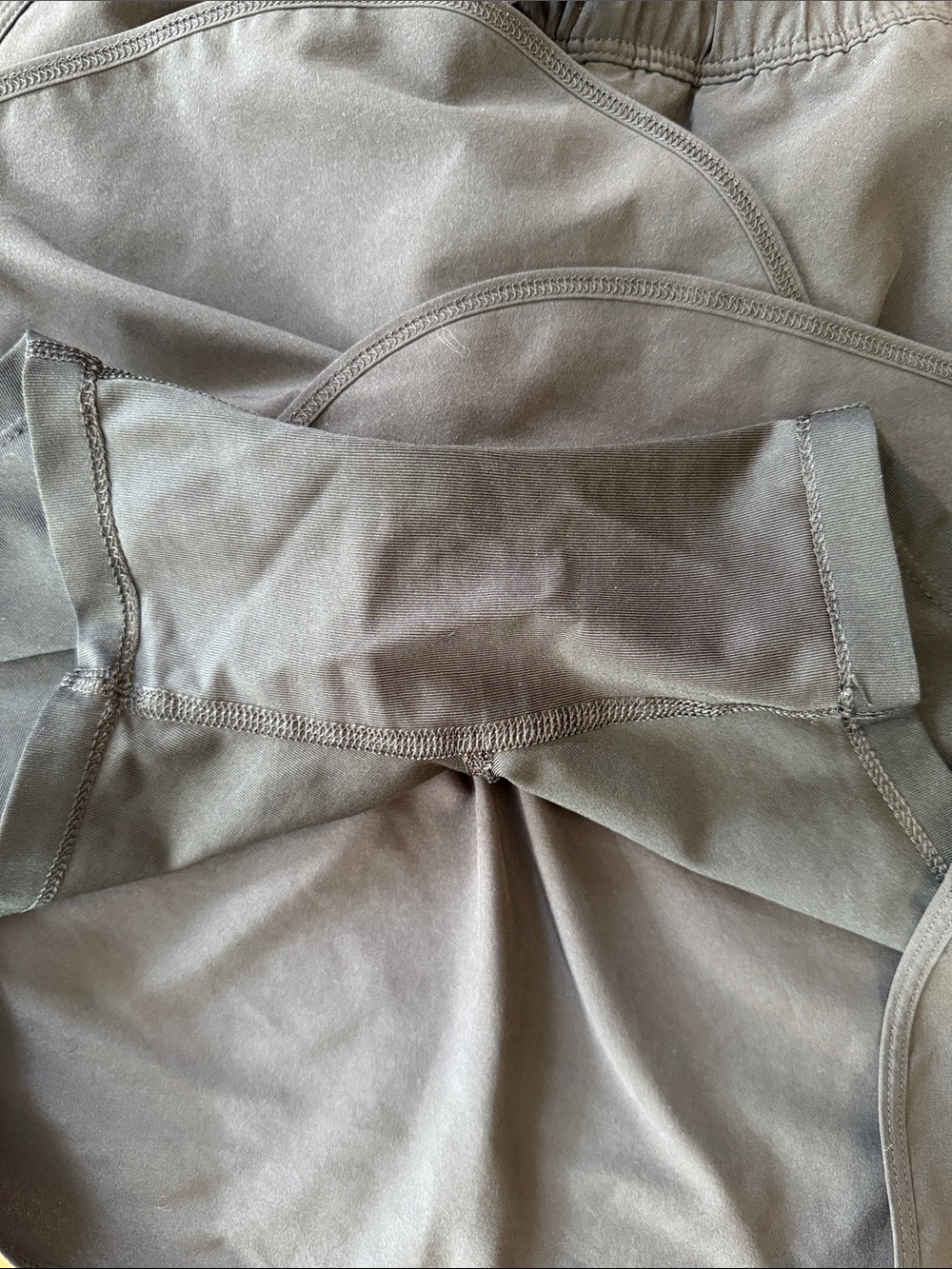 Women's Patagonia Fleetwith Skort Sz Small Black Hiking Skirt - Picture 3 of 7